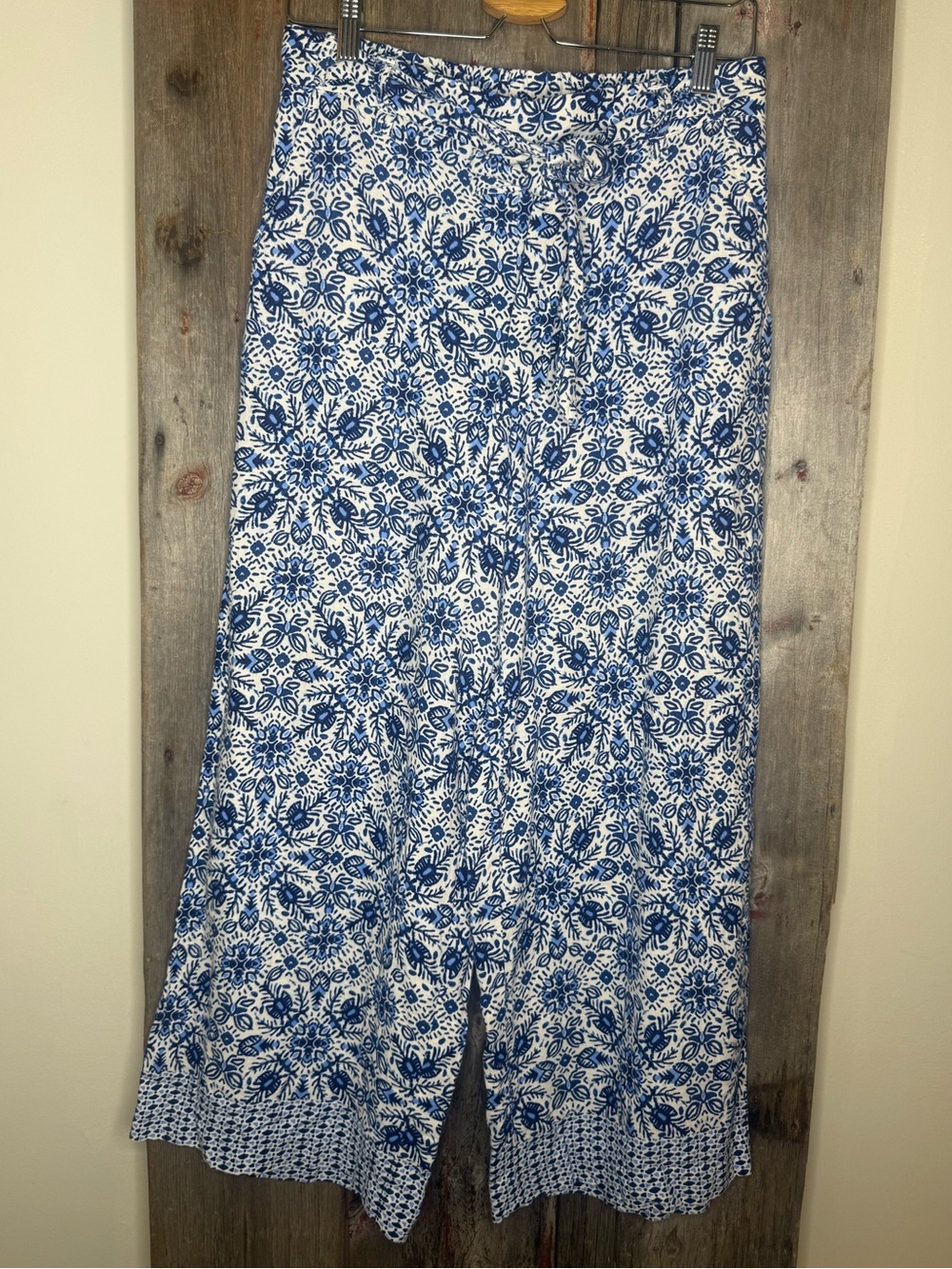 Joie Linen Tie Waist Blue and White Printed Wide Leg Cropped Pants size 8 - Picture 10 of 10